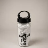 Botella con Toalla Refrescante