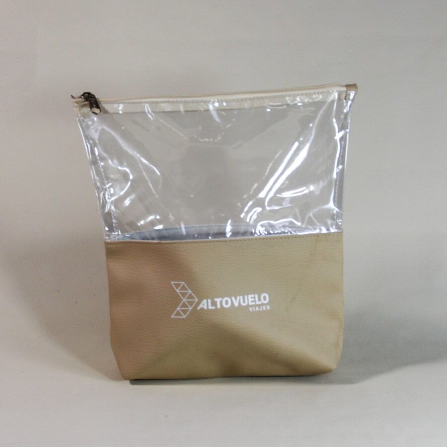 Neceser Transparente con Acabado en Cuerina